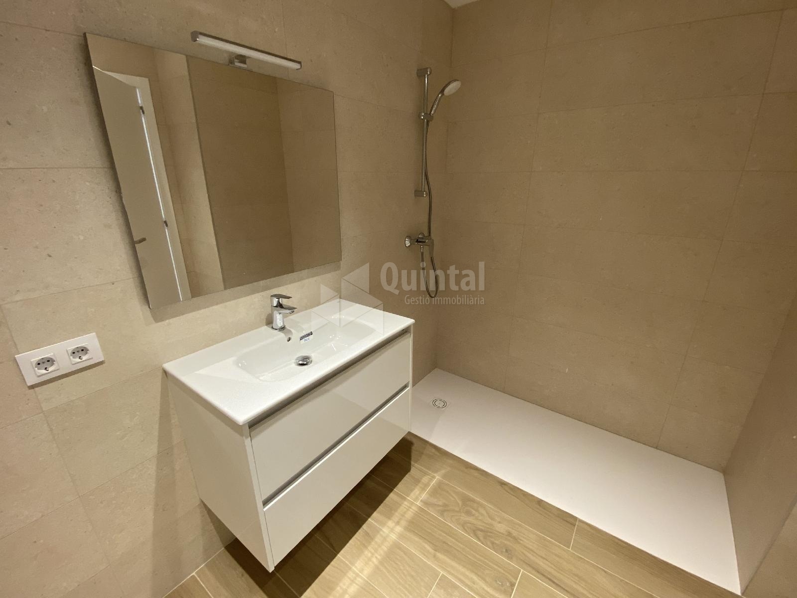 Obra nova a Sarrià de Ter
